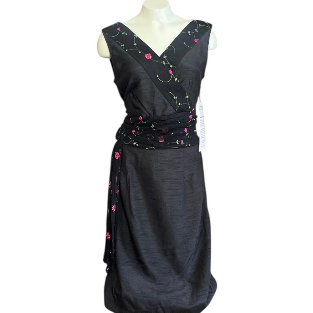 ASHRO Black Floral V Neck Wrap Midi‎ Dress Size 6 Sleeveless Occasion
